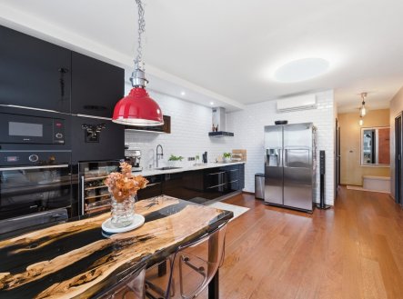 Prodej bytu, 3+kk, 80 m² obrázek