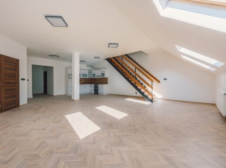 Prodej bytu, 4+kk, 167 m²