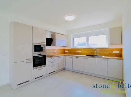 Pronájem domu/vily, 110 m²