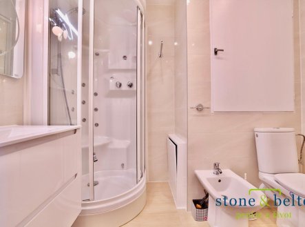 Pronájem bytu, 5+kk, 147 m²