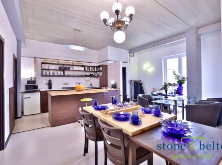 Prodej hotel, 394 m²