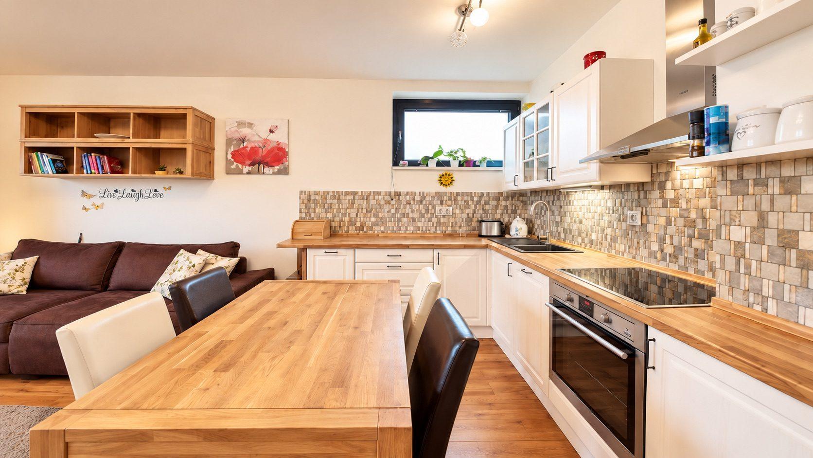 Prodej bytu 2+kk, 58,8 m², terasa 21,6 m², sklep a parkovací stání – Praha 9, Hrdlořezy
