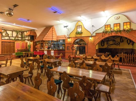 Prodej restaurace, 592 m²