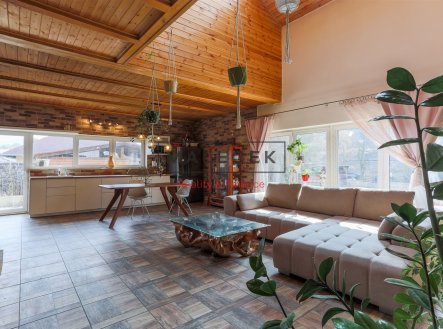 Prodej domu/vily, 258 m²