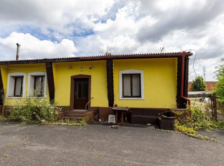 jiné komerční nemovitosti, 1 760 m²