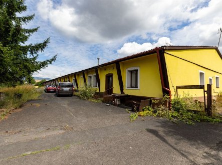 jiné komerční nemovitosti, 1 760 m²
