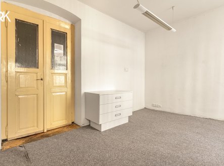 Pronájem obchodní prostory, 17 m²