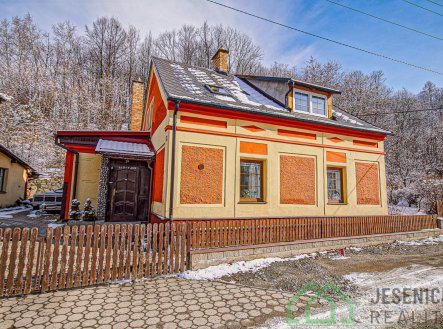 Prodej domu/vily, 336 m² obrázek