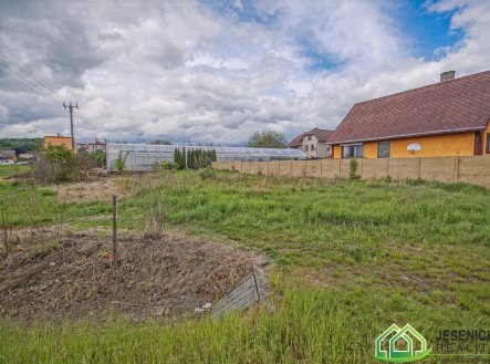 Prodej pozemku pro bydlení, 748 m²