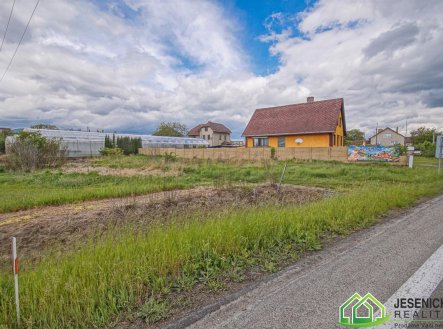 Prodej pozemku pro bydlení, 748 m²