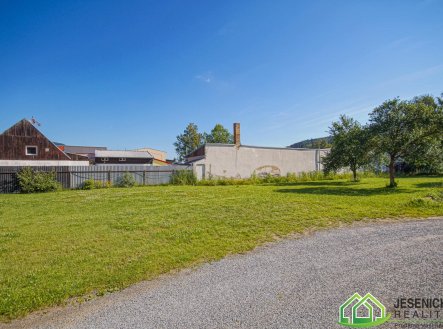 Prodej pozemku pro bydlení, 1 071 m²
