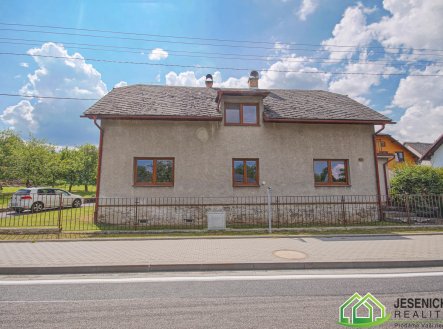 Prodej domu/vily, 278 m²