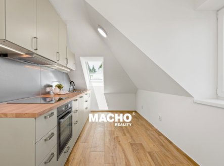 Pronájem bytu, 2+kk, 53 m²