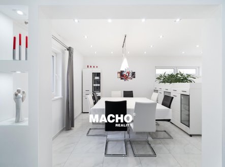 Prodej domu/vily, 220 m²