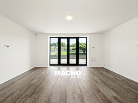 Pronájem domu/vily, 380 m²