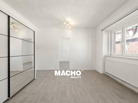Pronájem bytu, 3+1, 80 m²