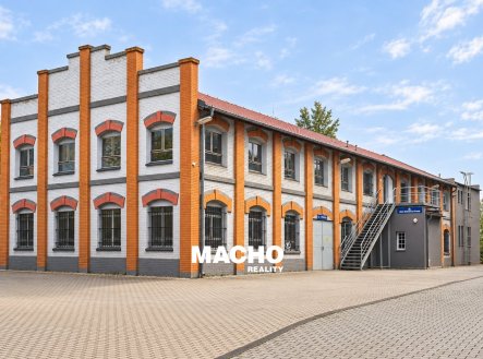 Pronájem komerčního objektu, výroba, 400 m²