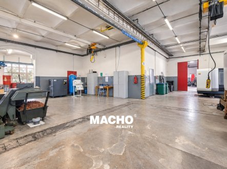 Pronájem komerčního objektu, výroba, 400 m²