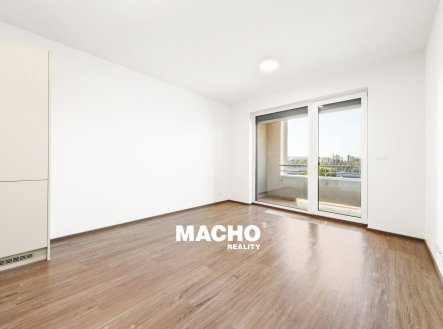 Pronájem bytu, 1+kk, 33 m²