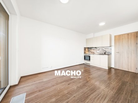 Pronájem bytu, 1+kk, 33 m²