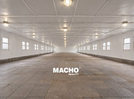 Pronájem komerčního objektu, sklad, 472 m²