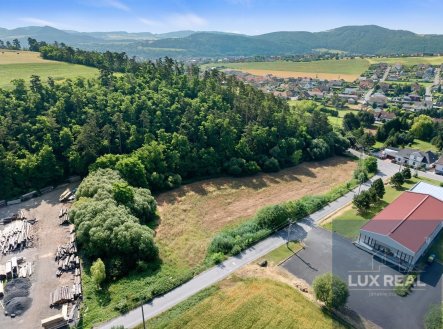 Prodej pozemku pro bydlení, 1 215 m²