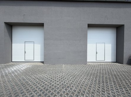 Pronájem komerčního objektu, sklad, 150 m²