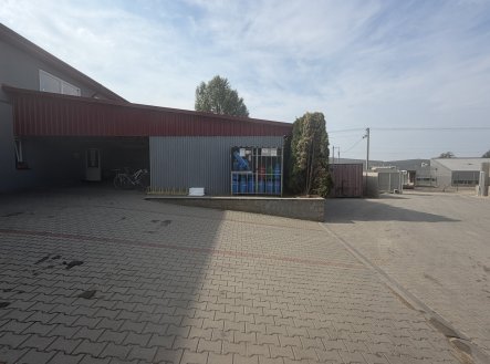 Pronájem komerčního objektu, sklad, 104 m²
