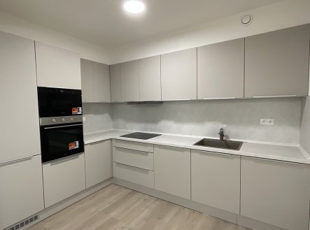 Pronájem bytu, 3+kk, 89 m²