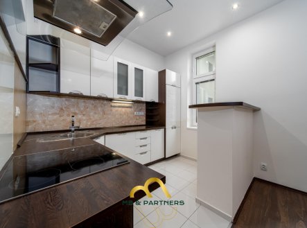 Prodej bytu, 3+kk, 85 m²
