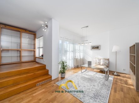 Pronájem bytu, 3+kk, 85 m²