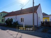 Prodej - dům/vila, 490 m²