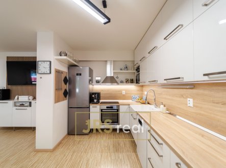 Prodej bytu, 3+kk, 63 m²