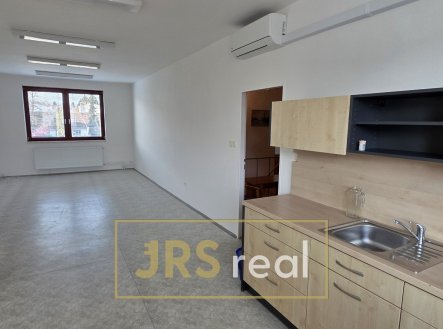 Pronájem kanceláře, 34 m²