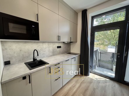 Pronájem bytu, 1+kk, 32 m²