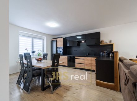 Prodej obchodní prostory, 163 m²