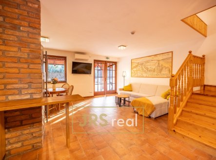 Prodej hotel, 530 m²