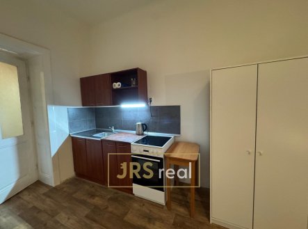 Pronájem bytu, 1+kk, 32 m²
