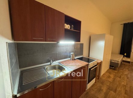 Pronájem bytu, 1+kk, 32 m²