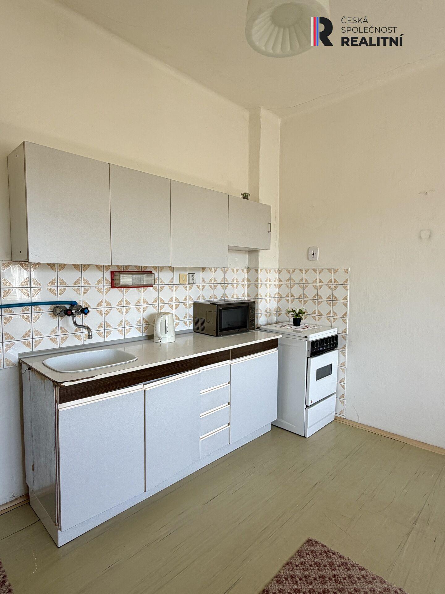 Prodej bytu 1+1, 50m2, výhled do zeleně
