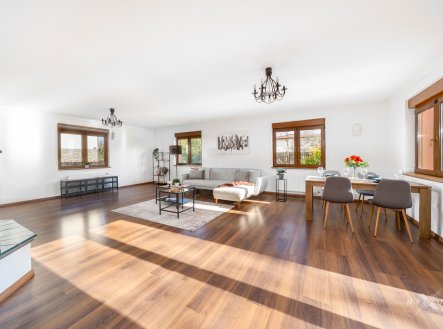 Prodej domu/vily, 345 m²