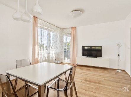 Pronájem bytu, 2+kk, 53 m²