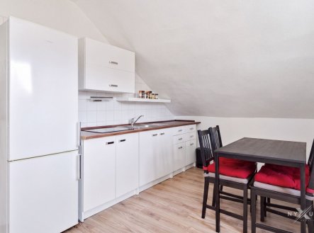 Pronájem bytu, 1+kk, 35 m²