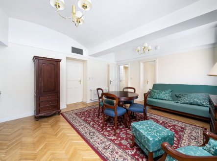 Pronájem bytu, 2+kk, 79 m²