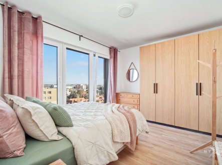 Pronájem bytu, 2+kk, 70 m²