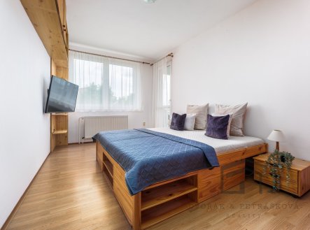 Pronájem bytu, 3+kk, 86 m²