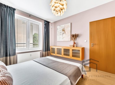 Pronájem bytu, 2+kk, 61 m²