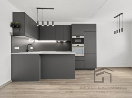 Pronájem bytu, 3+kk, 78 m²