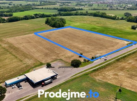 Prodej pozemku pro komerční výstavbu, 35 000 m²