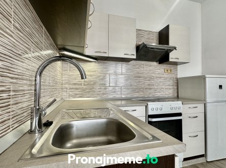 Pronájem bytu, 2+kk, 36 m²